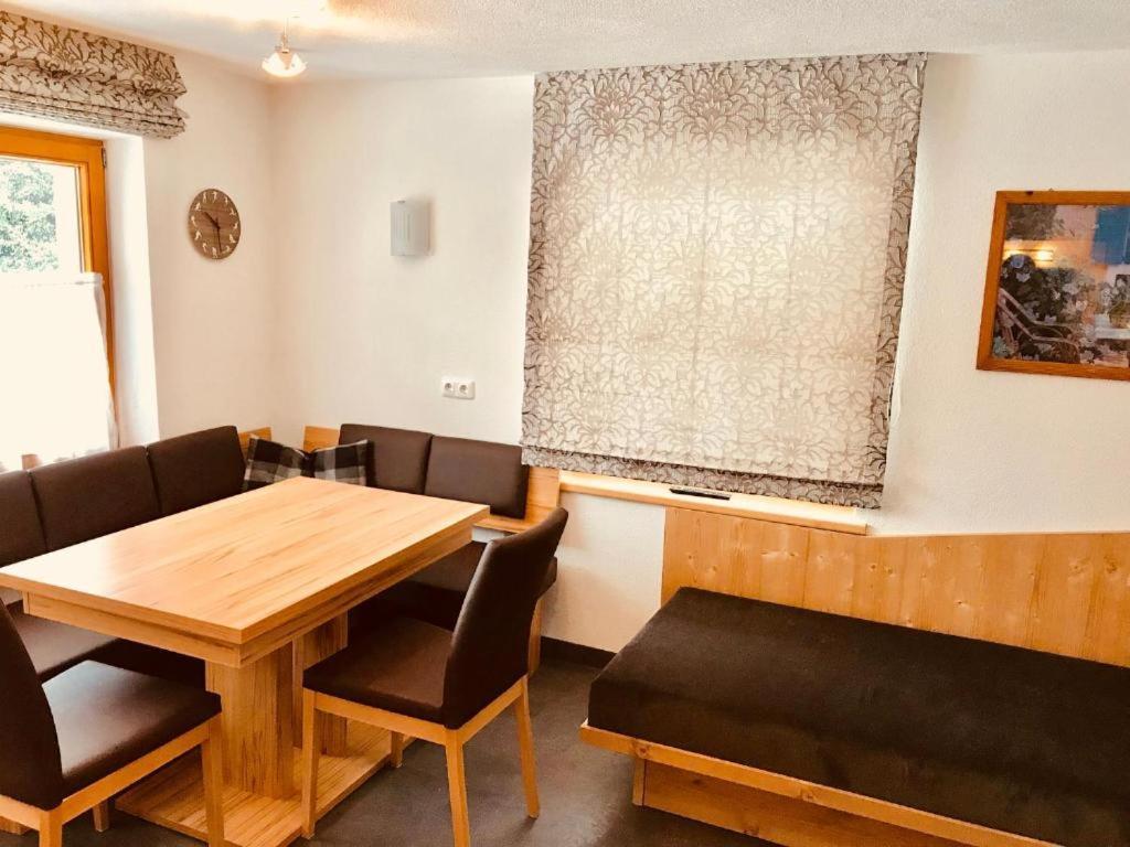 Апартаменты Haus Steissbach Санкт-Антон-ам-Арльберг Экстерьер фото