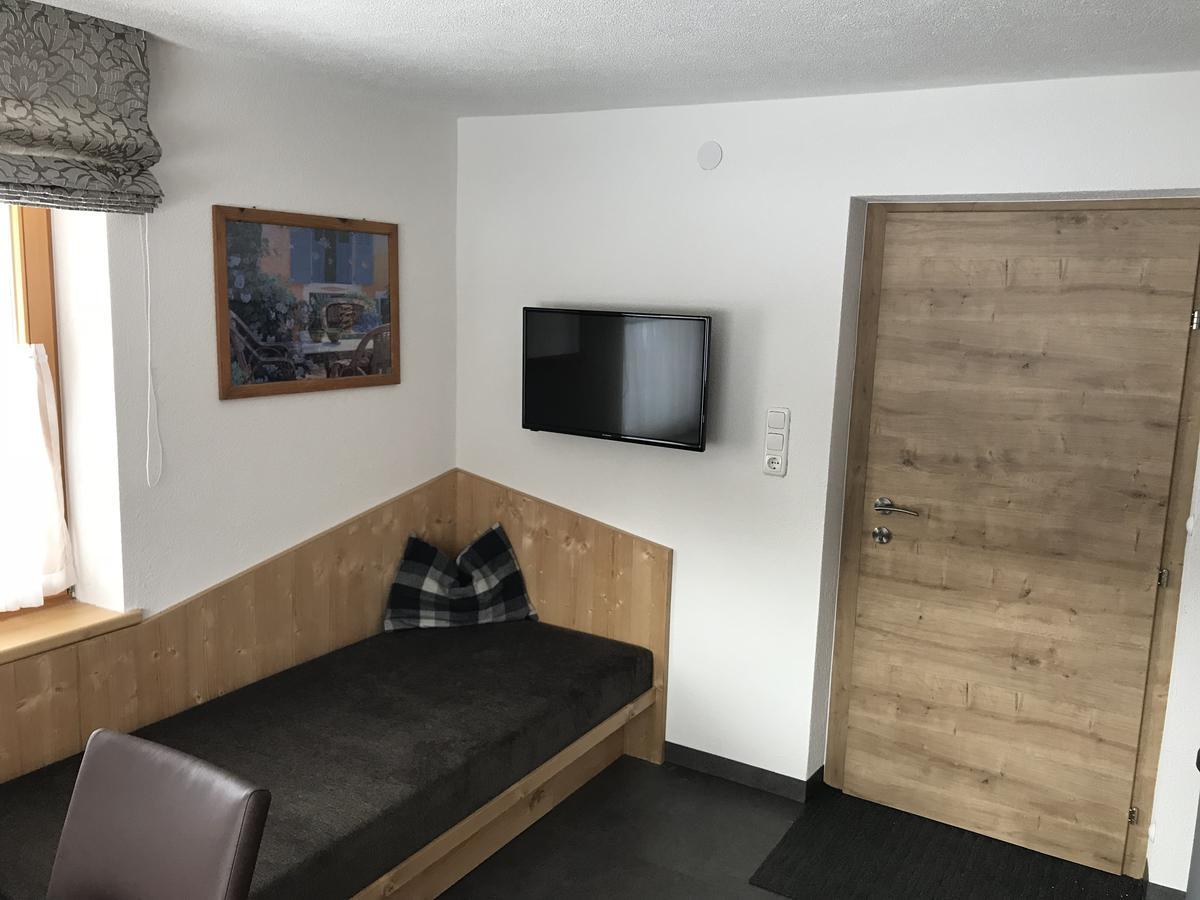 Апартаменты Haus Steissbach Санкт-Антон-ам-Арльберг Экстерьер фото