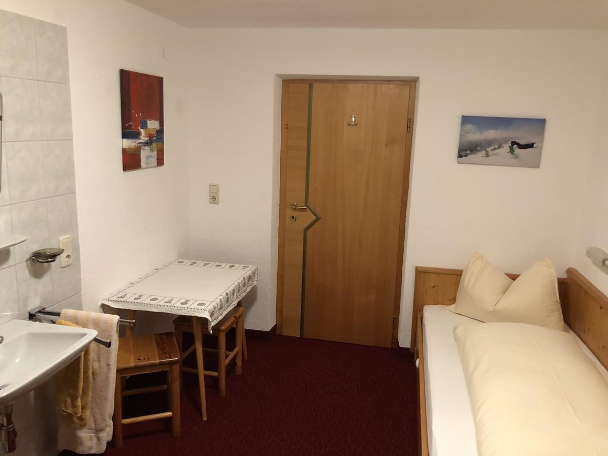 Апартаменты Haus Steissbach Санкт-Антон-ам-Арльберг Экстерьер фото